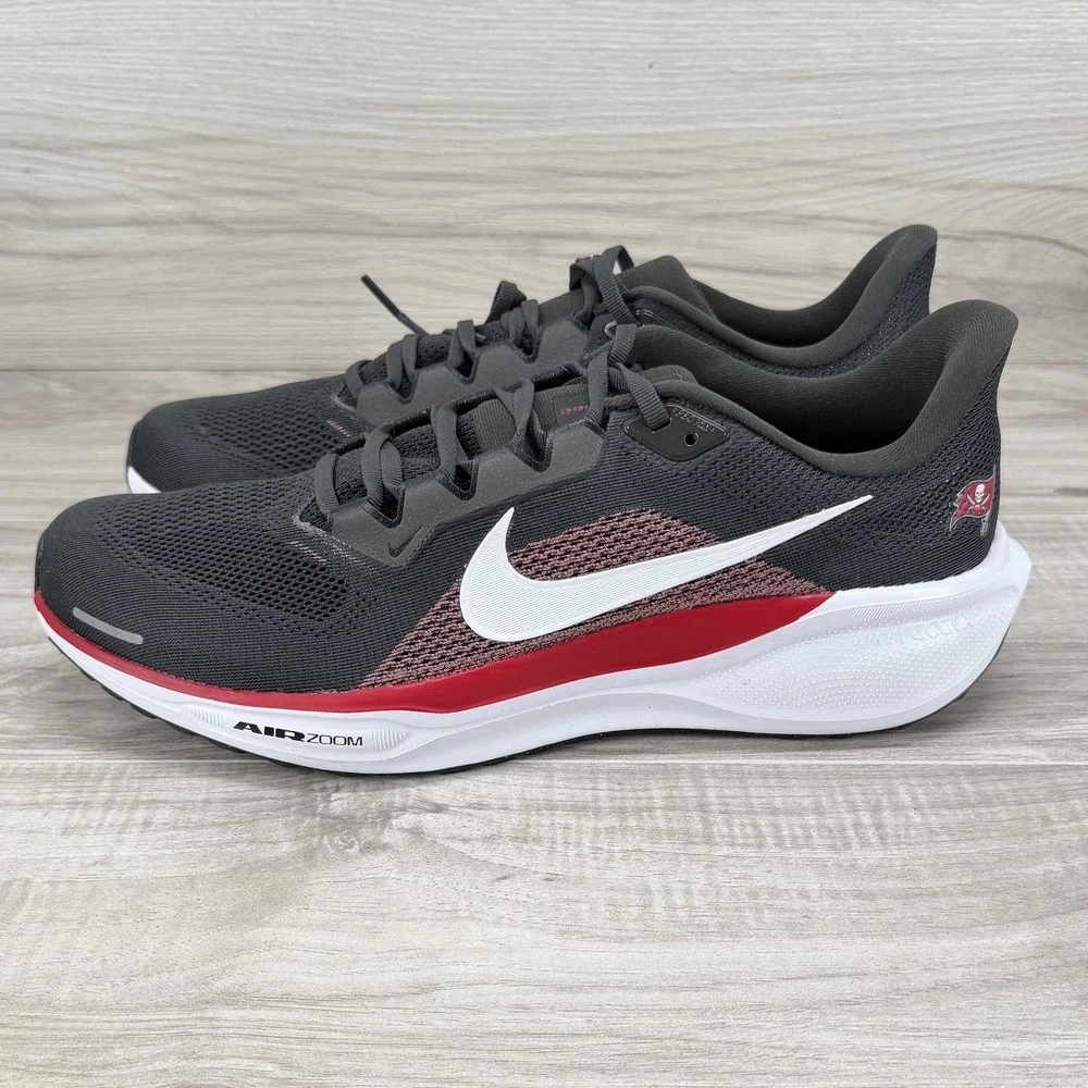 Nike Air Zoom Pegasus 41 Tampa Bay Buccaneers Men's Size 12.5 IB3198-200